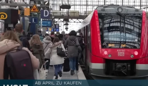 Hành khách đi tầu xe công cộng ở Đức cần biết: Vé tháng giá giảm loại 49 Euro áp dụng từ 01.05.2023 